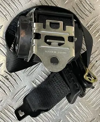 Ford Focus C-MAX Rear seatbelt 601597300D