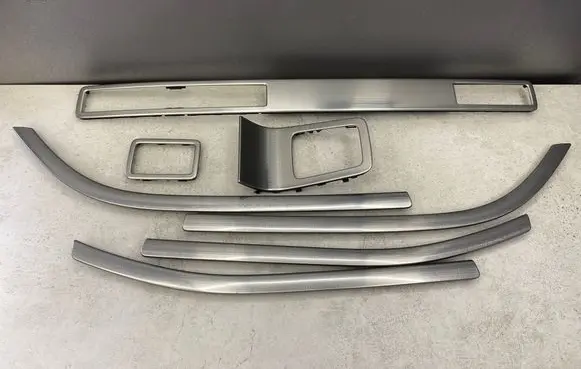Volvo V70 Dashboard glove box trim 30715143 30672191 30755191