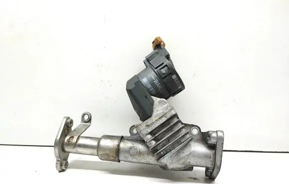 BMW 3 E90 E91 EGR valve 7563241