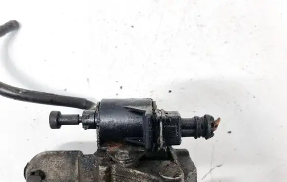 Renault Laguna I Turbo solenoid valve 7700857062