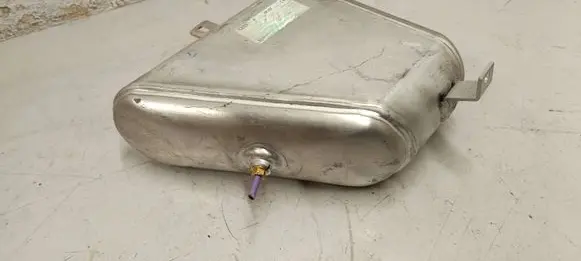 Audi Q8 Air suspension tank/reservoir 4m0616204f