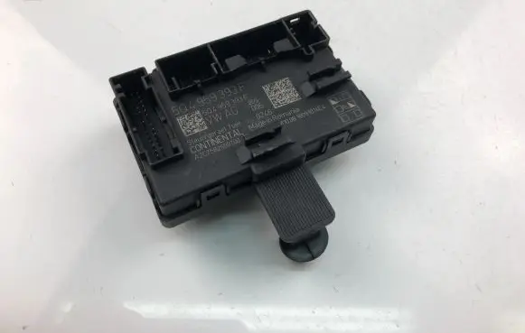 Audi A1 Other control units/modules 5Q4959393F
