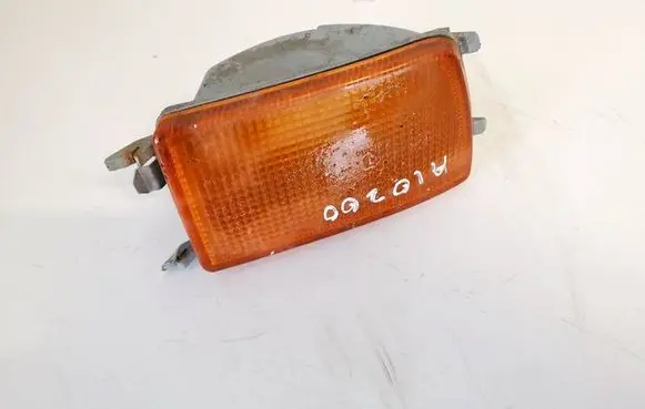 Volkswagen Golf III Front indicator light 1h0953156c