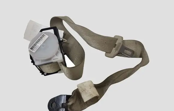 Opel Insignia A Middle seatbelt (rear) 13267144 07004E7 2500472