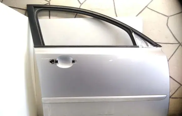 Door (2 Door Coupe)