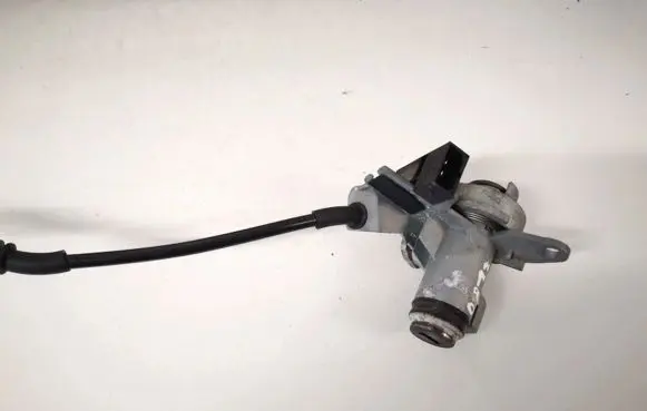 Audi A4 S4 B6 8E 8H Tailgate exterior lock 8e0827573