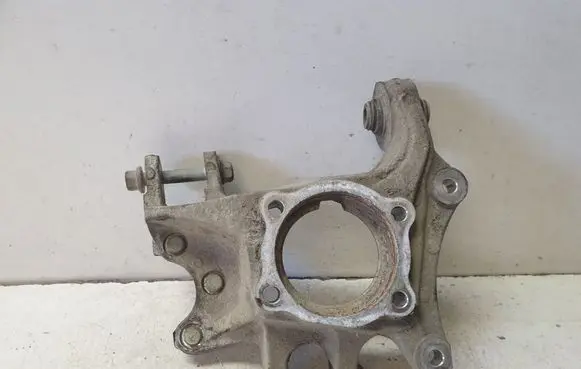 KIA Sorento Rear wheel hub spindle/knuckle 