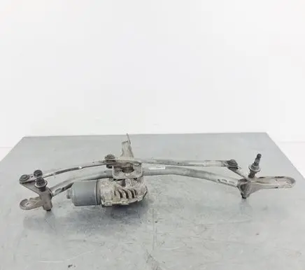 BMW 6 F06 Gran coupe Front wiper linkage and motor 3397021524 7306272 1411152167