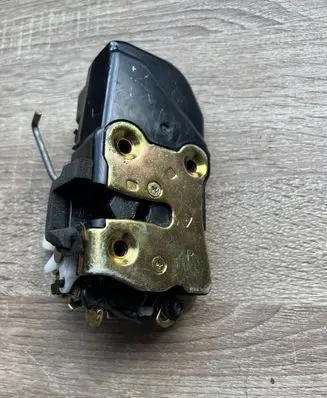 Chrysler 300 - 300C Front door lock