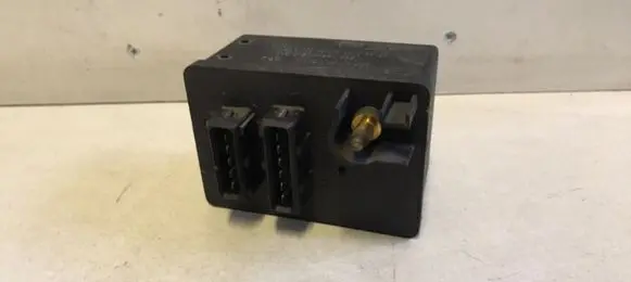 Peugeot 607 Glow plug pre-heat relay 0281003018