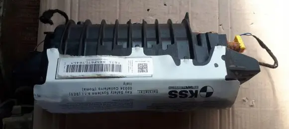 Audi A4 S4 B8 8K Passenger airbag 8T0880204E
