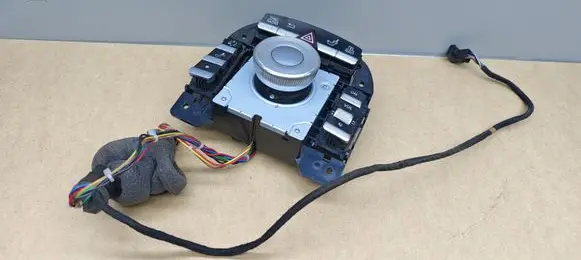Mercedes-Benz S W221 Multifunctional control switch/knob A2218705358