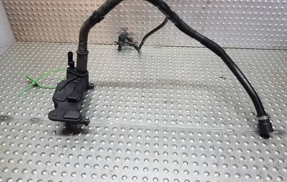 Mercedes-Benz B W246 W242 Breather hose/pipe S27708380 A2700103801