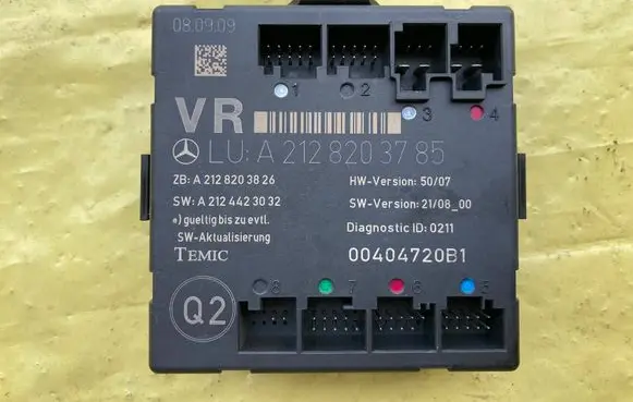 Mercedes-Benz C AMG W204 Door control unit/module A2128203785 A2124423032 A2128203826