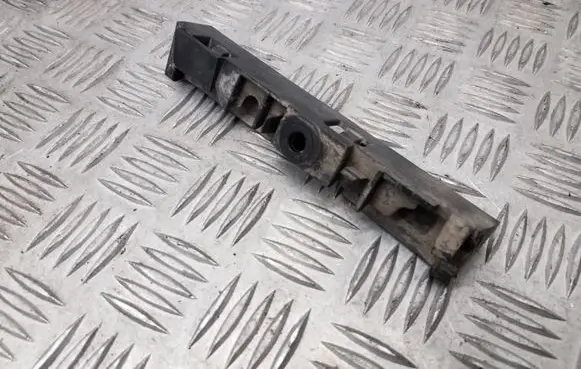 Audi A6 S6 C7 4G Front splash guards bracket 4G0853922B