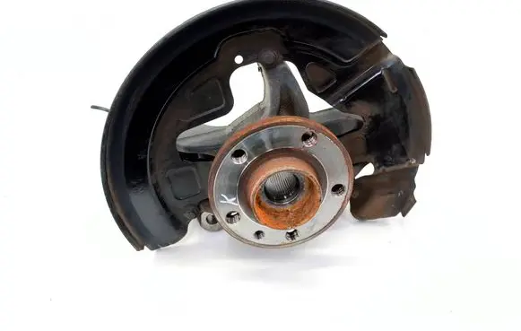 Volvo V60 Front wheel hub 6G913K171A 6G913K171