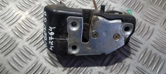 Chrysler Neon I Rear door lock