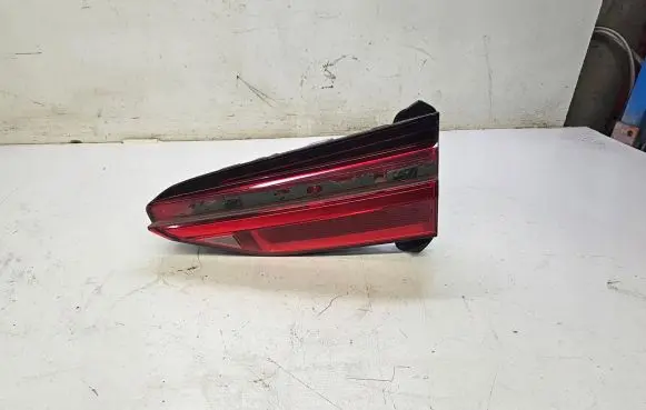 Audi A6 S6 C8 4K Tailgate rear/tail lights 4K5945076