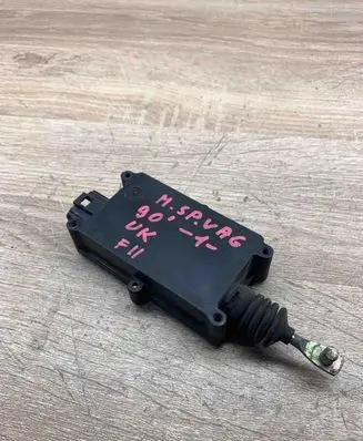 Audi 80 90 S2 B4 Central locking motor 152800