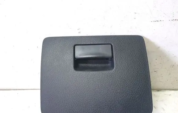 Toyota Avensis T270 Glove box 5545005030