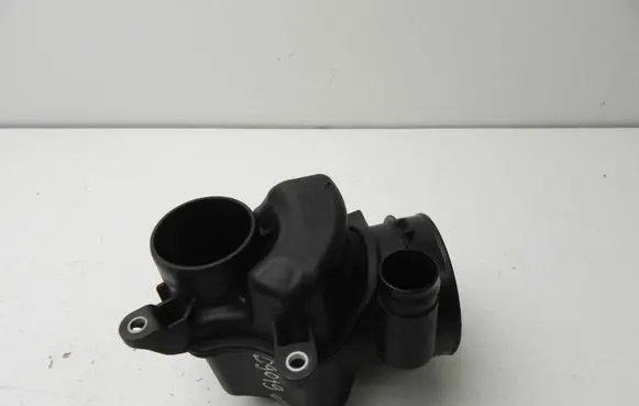 BMW 5 F10 F11 Air intake hose/pipe 7843276 VD9019