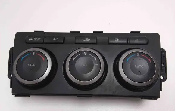 Mazda 6 Interior fan control switch T1005821G 79113EB