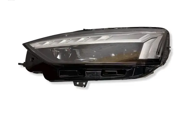 Audi A5 Headlight/headlamp 8W6941039