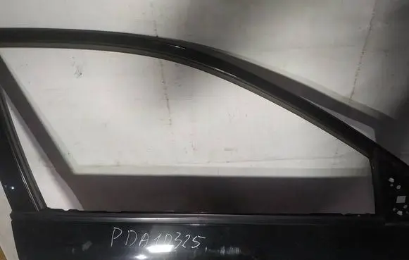 Nissan Murano Z50 Front door glass trim molding 