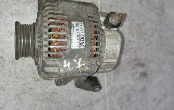 Jeep Cherokee III KJ Generator/alternator 56041693aa