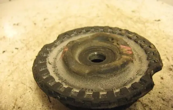 Audi A4 S4 B5 8D Front coil spring rubber mount 4D0432377