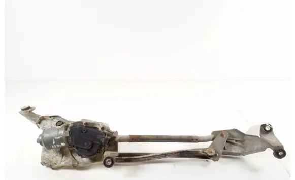 Mitsubishi Outlander Front wiper linkage and motor