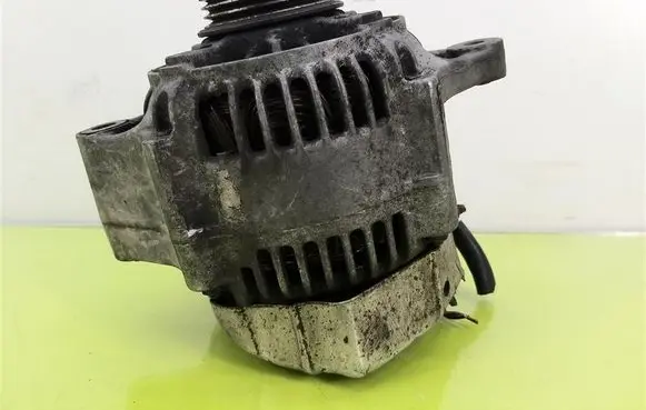 Suzuki Liana Generator/alternator 3140080G10