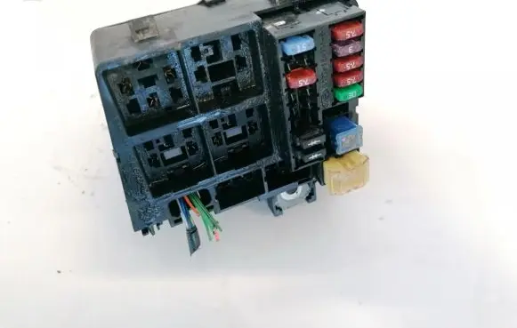 Ford Mondeo Mk III Fuse box set