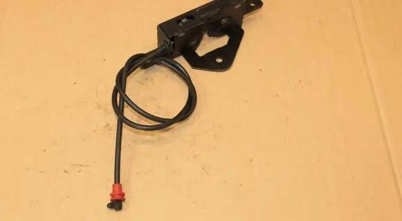 BMW X5 E53 Tailgate/trunk/boot lock/catch/latch 8408963
