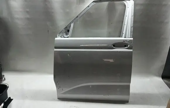 Volkswagen Multivan T7 Front door 7T0831311