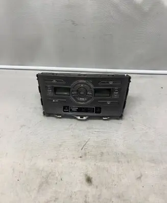 Toyota Auris 150 Climate control unit 5590002220B