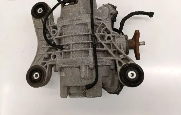 Volkswagen Golf VIII Rear differential 08E525010F 08E907554F