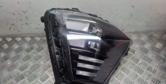 Hyundai Kona II Headlight/headlamp 92102BE100