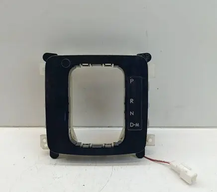 Subaru Outback (BS) Gear shifter surround trim plastic 