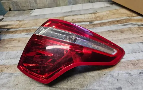 Citroen C4 I Picasso Rear/tail lights 9653547480
