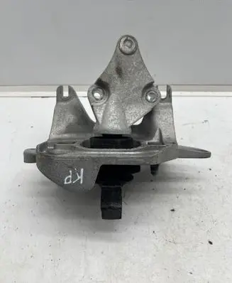 Nissan Qashqai Gearbox mounting bracket 112221641R