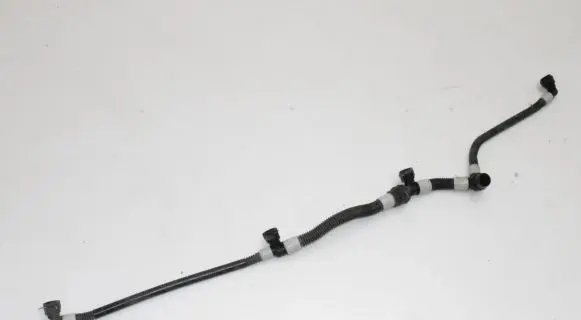 Tesla Model Y Engine coolant pipe/hose 107757700F
