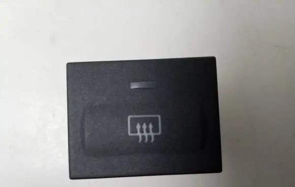 Ford Mondeo Mk III Windscreen/window heater switch D3L0ATRW