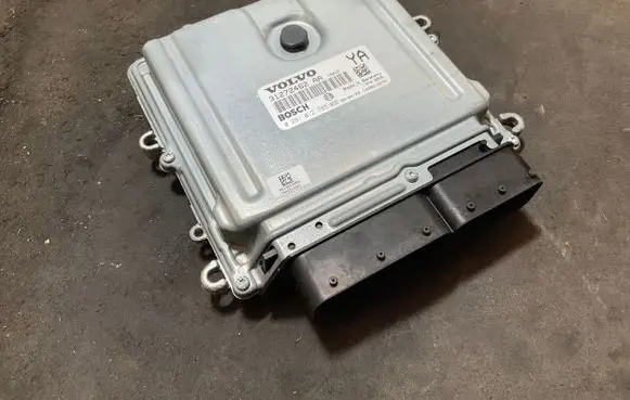 Volvo XC70 Engine control unit/module 31272462AA 0281012765 109S1837