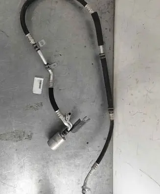 Renault Zoe Air conditioning (A/C) pipe/hose 924476933R