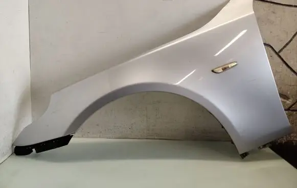 BMW 5 E60 E61 Fender 