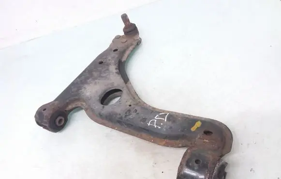 Opel Astra H Front lower control arm/wishbone 39228465