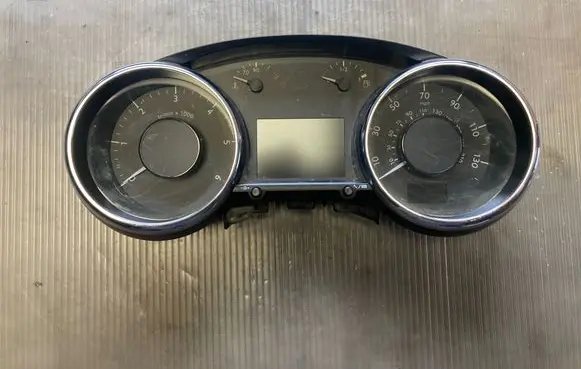 Peugeot 3008 I Speedometer (instrument cluster) 9666276580 00166241 69189290U