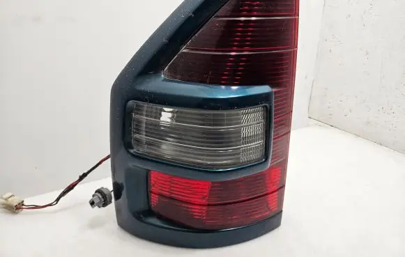 Mitsubishi Pajero Rear/tail lights 7440