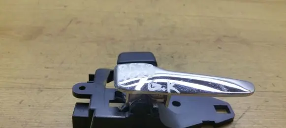 Rear door interior handle